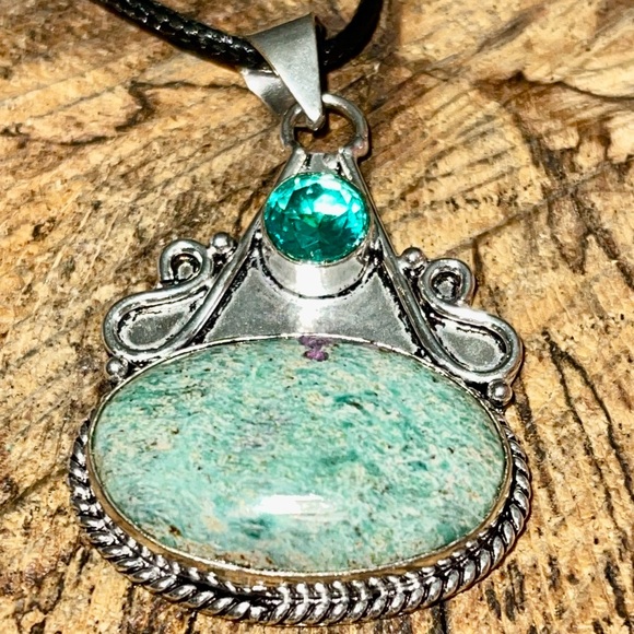 Ruby Fuchsite Pendant 2 1/4” - Picture 4 of 7